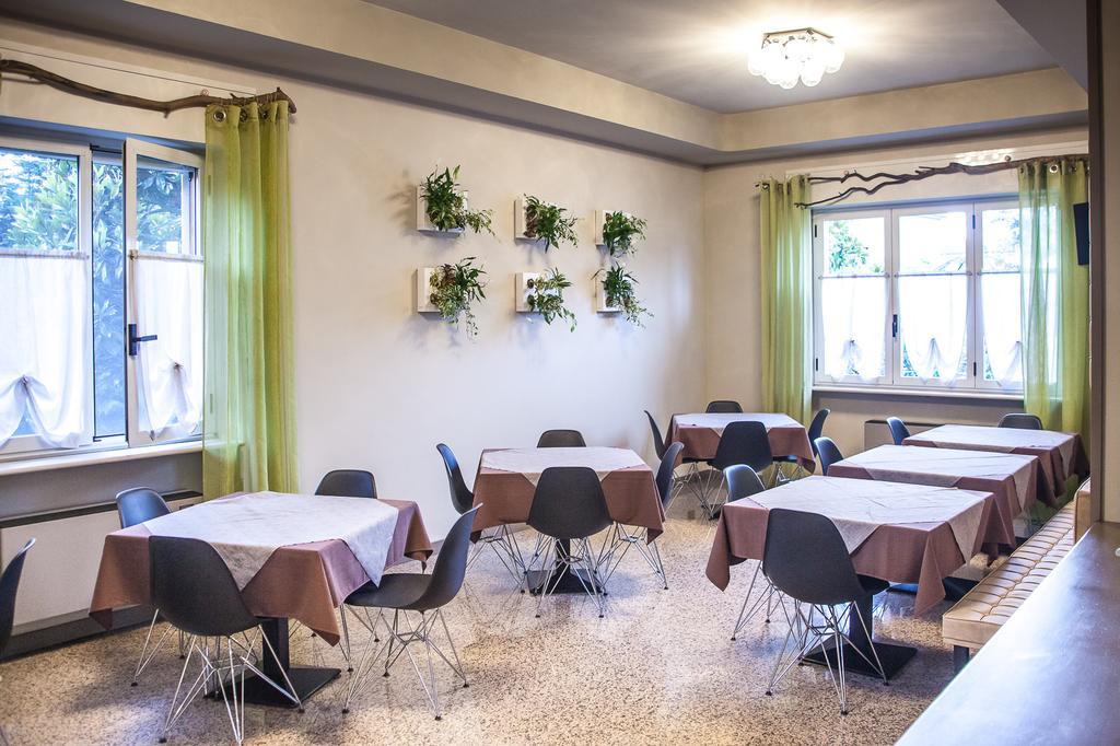 Hotel Le Vigne Di Corvino Casteggio エクステリア 写真